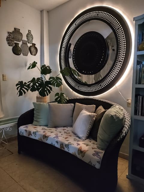 Top Airbnb: Safe studio apartment near GNP Stadium/AICM in General Ignacio Zaragoza