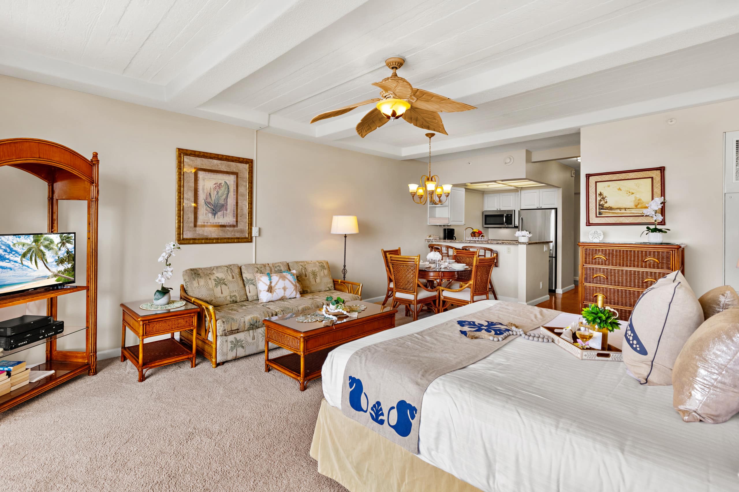 Condo in Lahaina · ★4.67 · Studio · 1 bed · 1 bath - Image 7