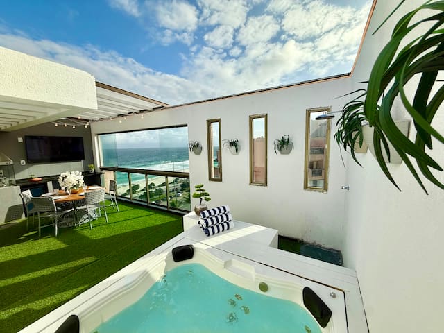 Elegant Beachfront Penthouse: 2 BDR + Jacuzzi