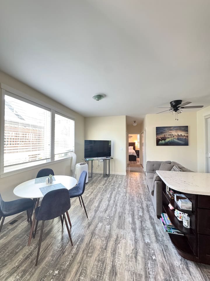 Comfy, Kid & Pet-friendly Home – Near Everything! - Issaquah, WA