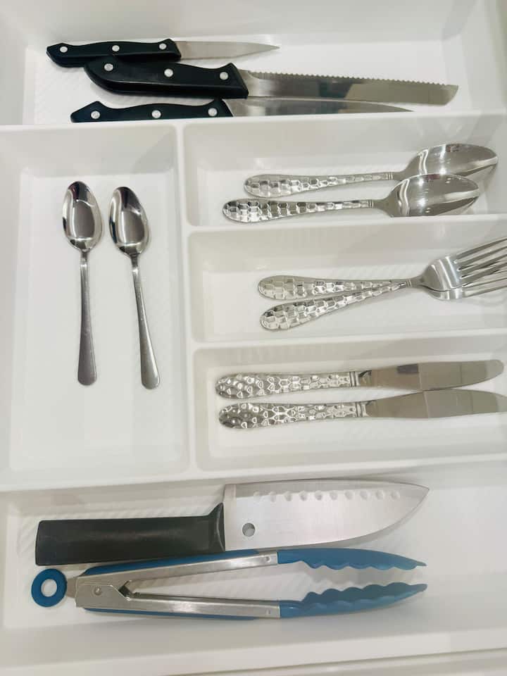 Full kitchen image 3