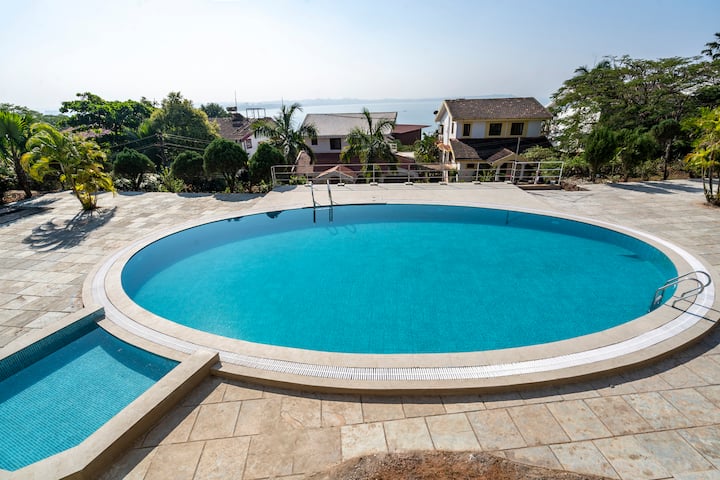 Pool image 9