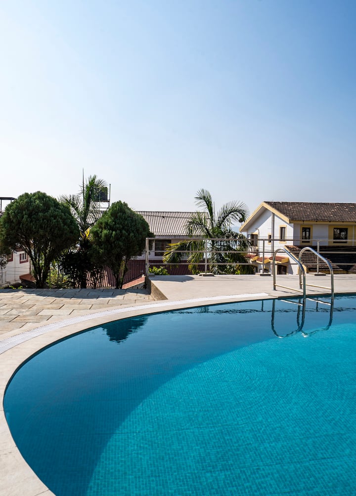 Pool image 11