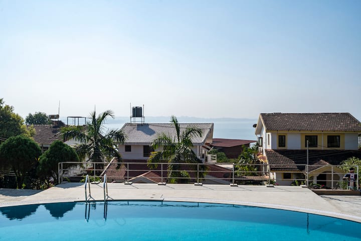 Pool image 10