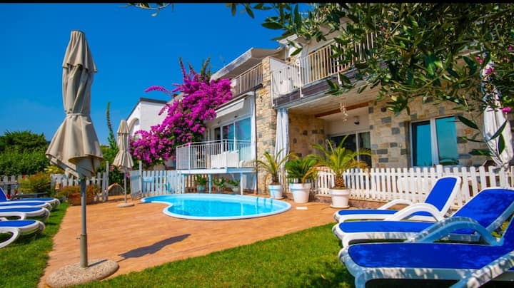 Casa Sabina Appartamento Con Piscina Vista Lago - Torri del Benaco