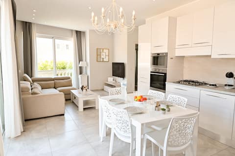 Sea View & Jacuzzi – Quiet between Valletta and Sliema