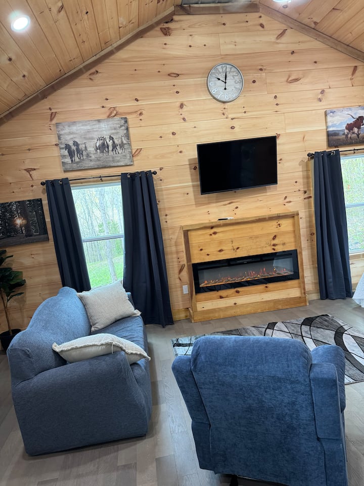 Mystic Woods Cabin B - Dandridge, TN
