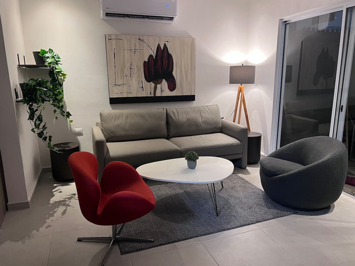 Top Airbnb: House Near Industrial Parks in Ciudad General Escobedo