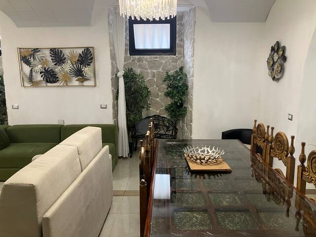 Monti grande metratura gallery image 2