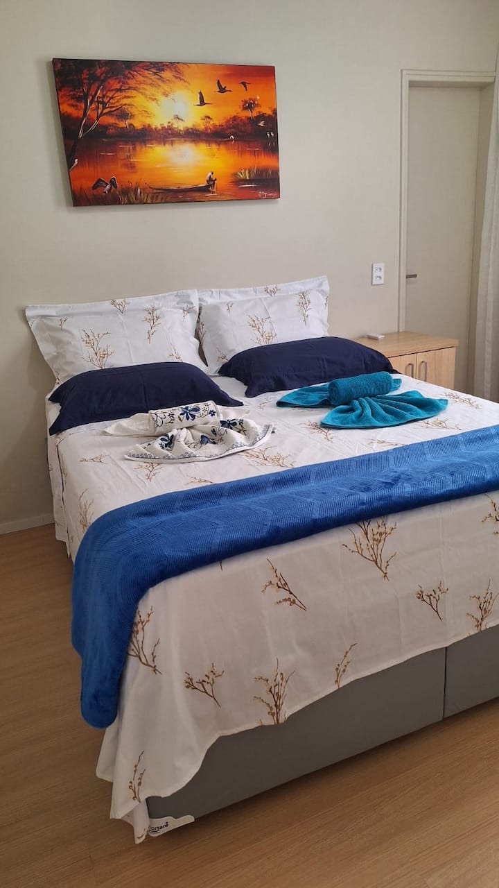 Queen Bed, very comfortable with bagged spring mattress