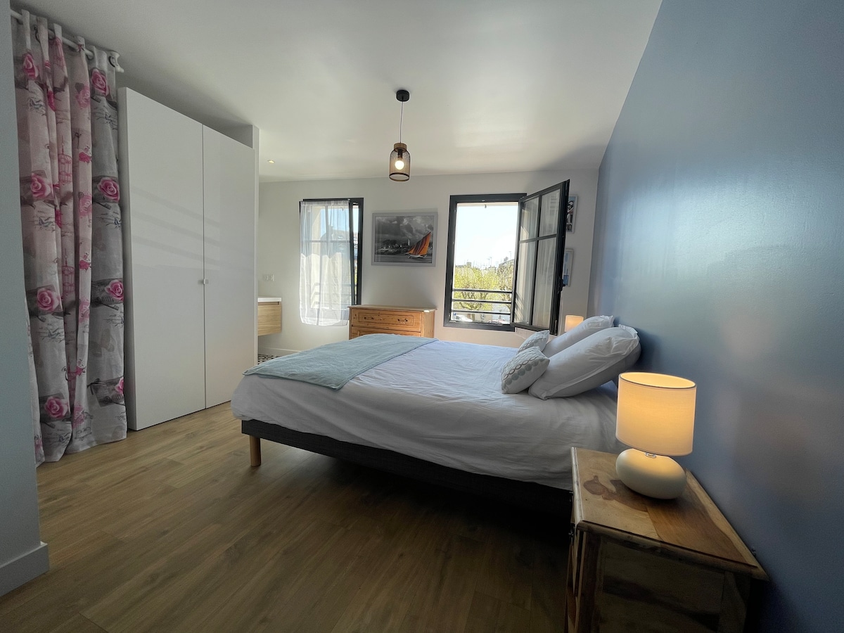 Chumba cha kulala 1 na kitanda cha ukubwa wa king