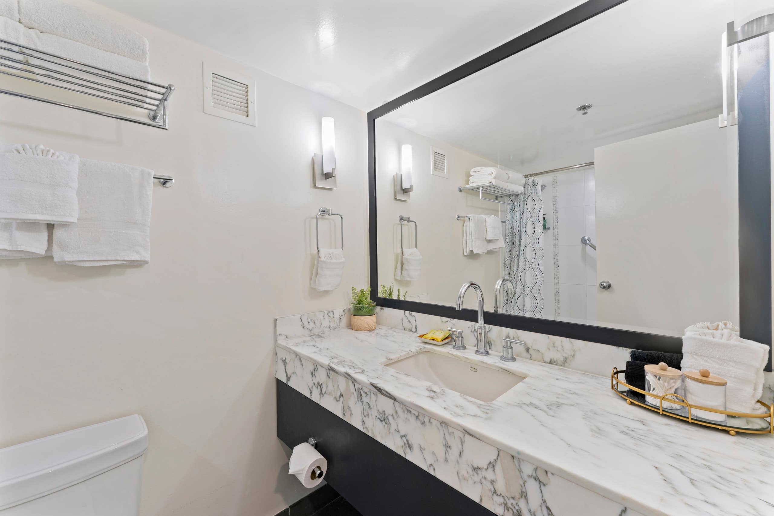 *Special OFFER Ala Moana 2 beds (AMH1529) - Image 12