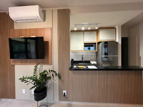 Top Airbnb: 3 min to the beach / Pool / Bed linens / Air conditioning / 6x interest-free em São José Dos Campos