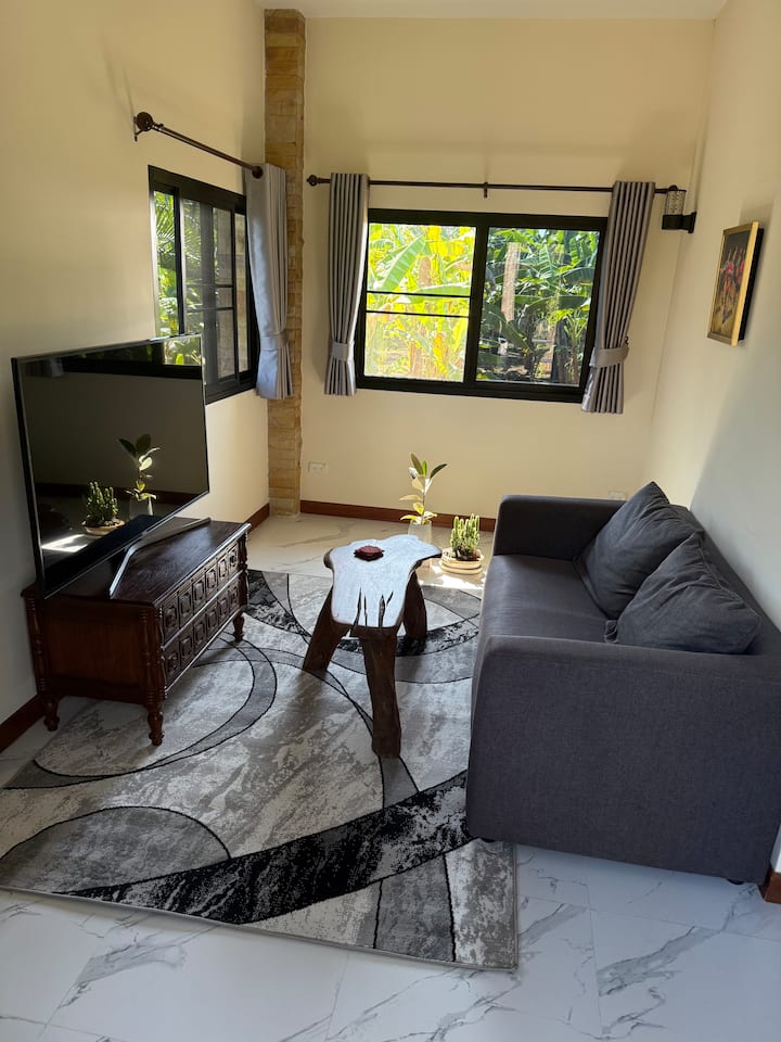 Cute Cabin In A Garden - Chiang Mai