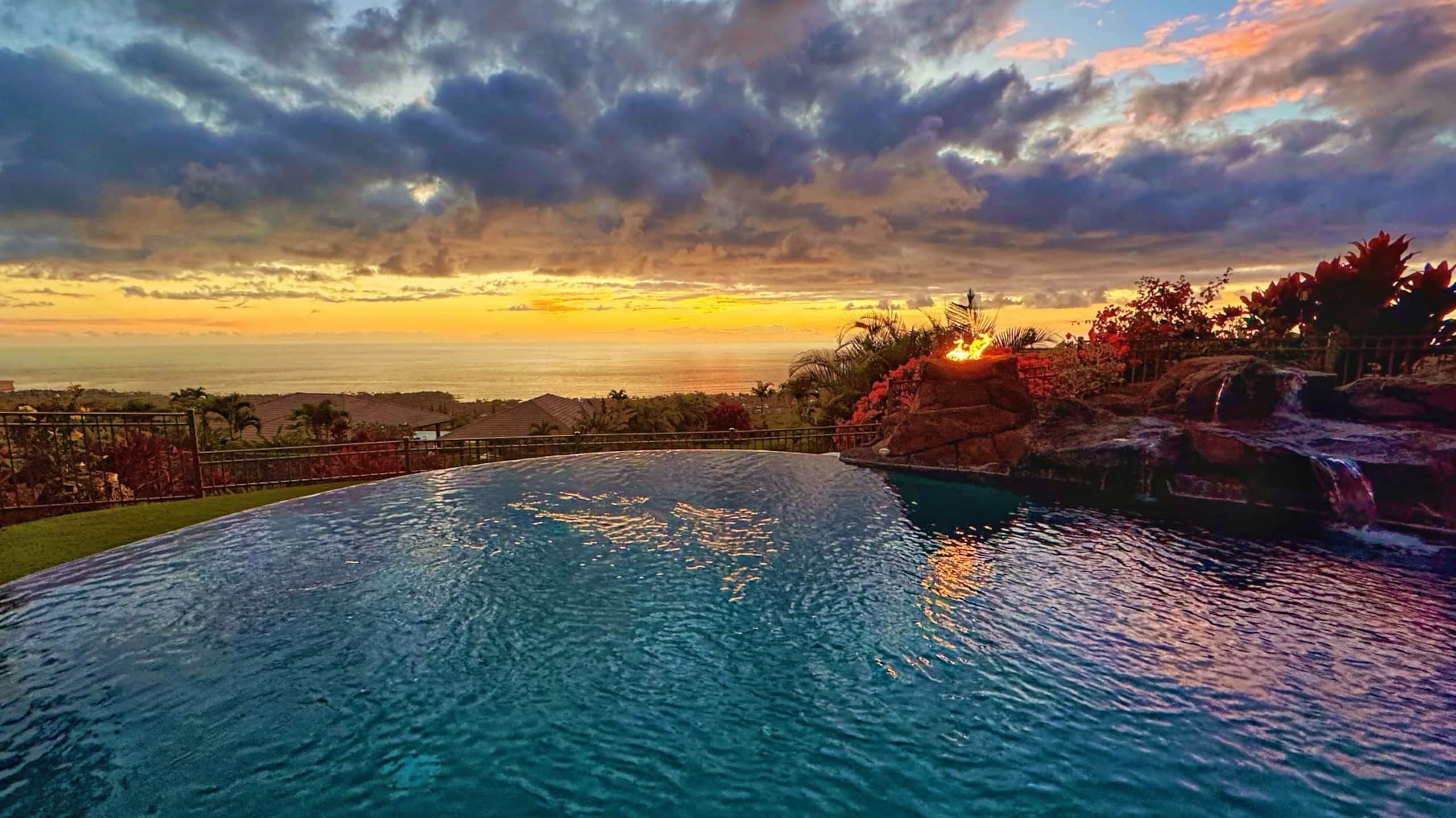 Home in Kailua-Kona · ★4.94 · 3 bedrooms · 3 beds · 3 baths - Image 9