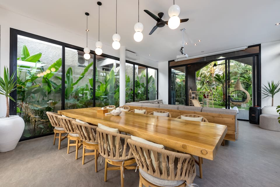 Villa Coconut, a glass villa in the Ubud jungle, Ubud, Bali, Indonesia, photo 5 of 10