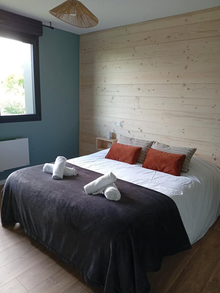 საძინებელი 1