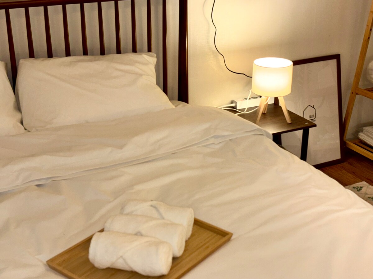 غرفة النوم 1