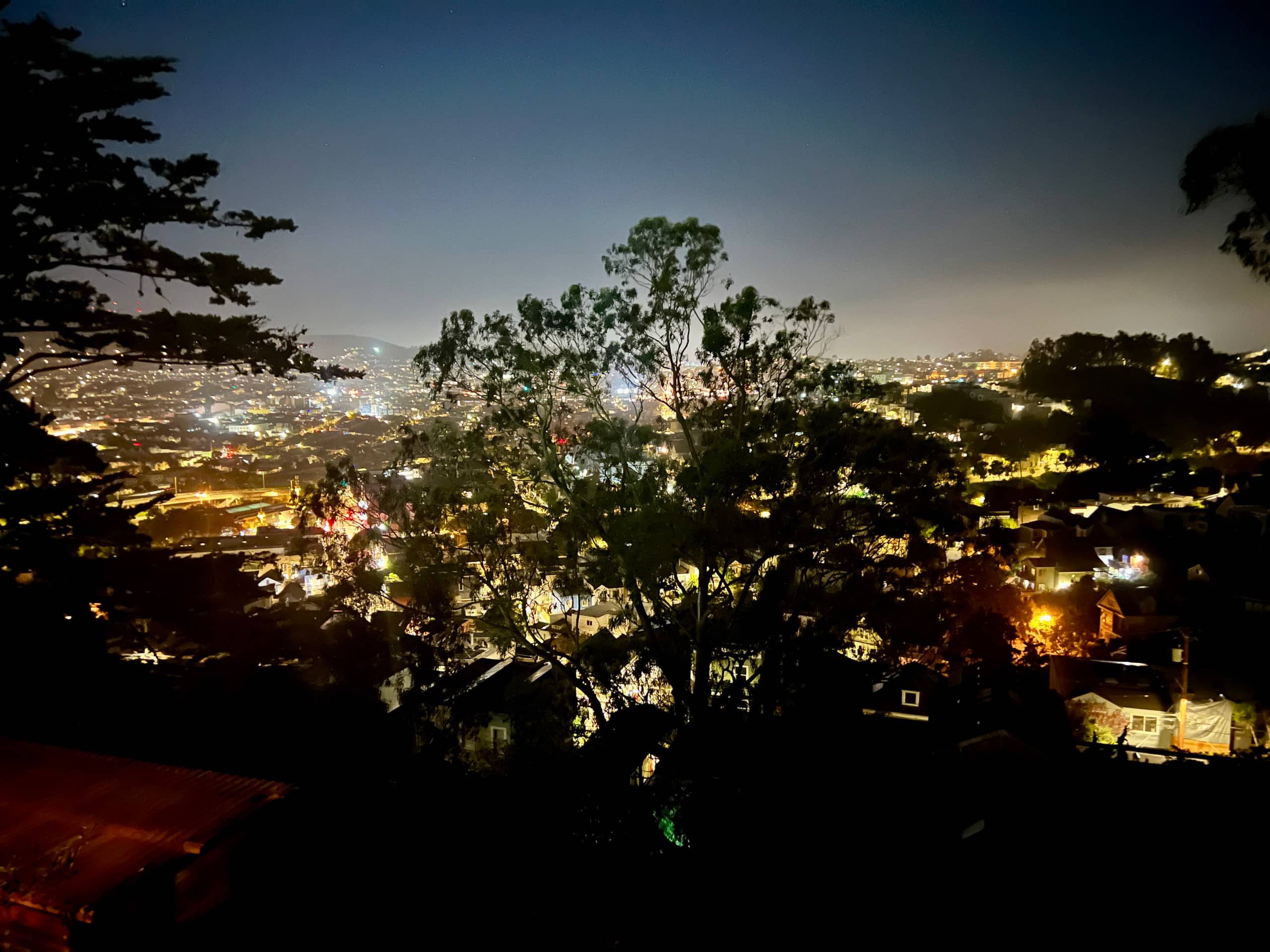 Home in San Francisco · ★4.71 · 2 bedrooms · 2 beds · 1 bath - Image 26