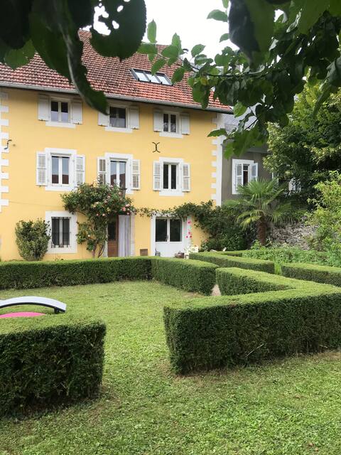 Charming country house near Geneva
