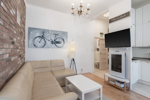 Cozy 2 Bedroom Flat in Dejvice