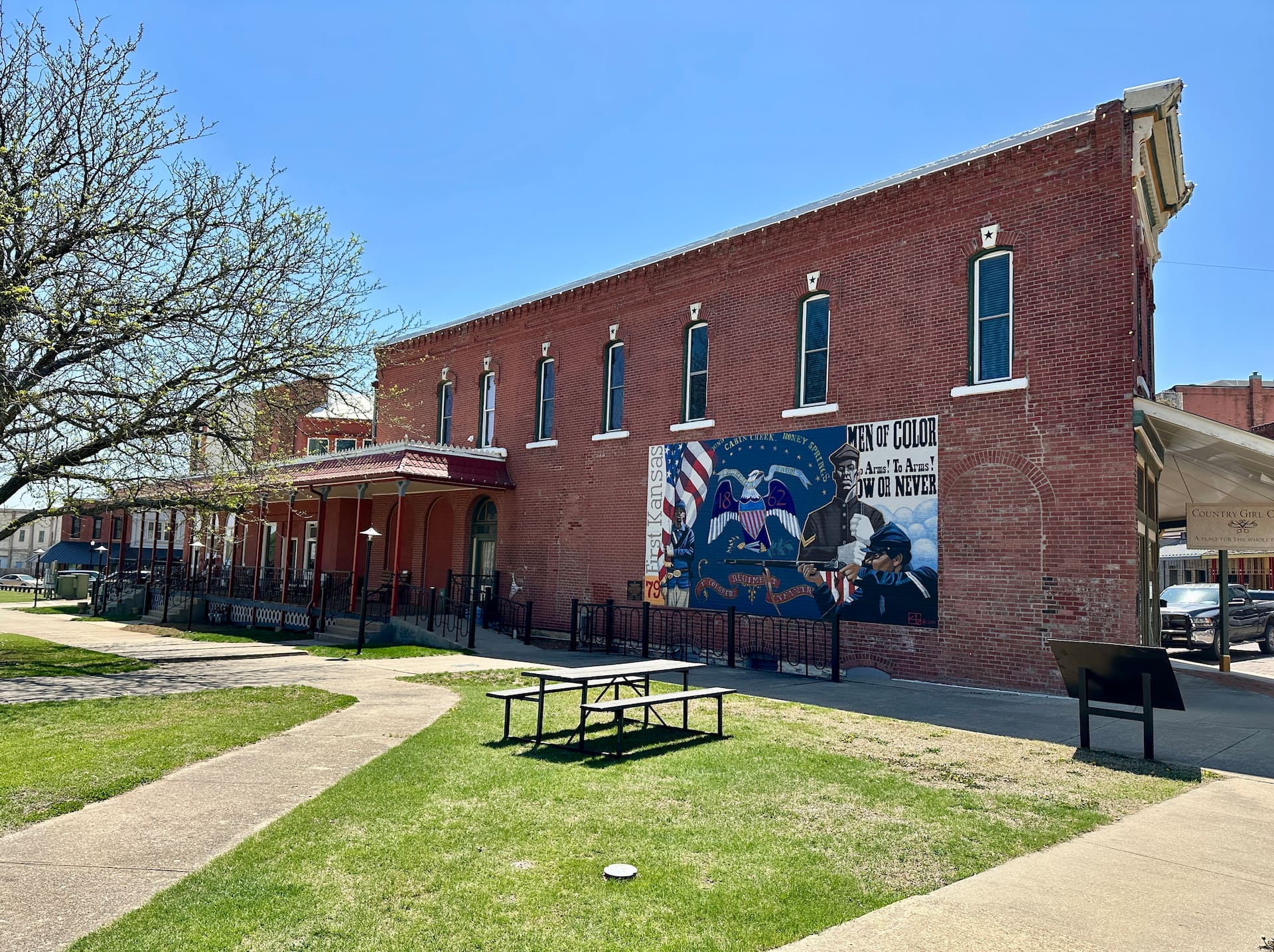 Downtown Loft in Fort Scott