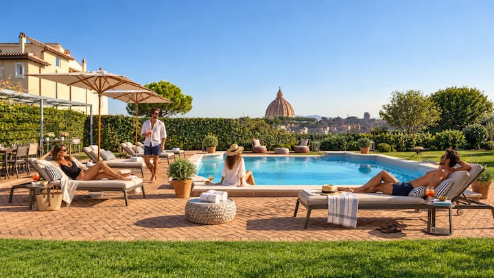 Private Tower, Pool And St. Peters View - Rome
