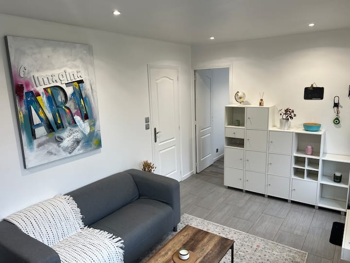 Charmante Petite Maison, Avec Jardin - Tremblay-en-France