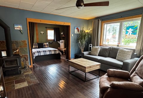 Top performing Airbnb: Golden Oasis in Columbia Shuswap