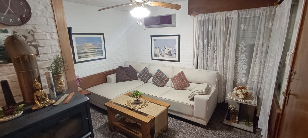 Successful Airbnb property: House one block from the beach in Colonia Del Sacramento