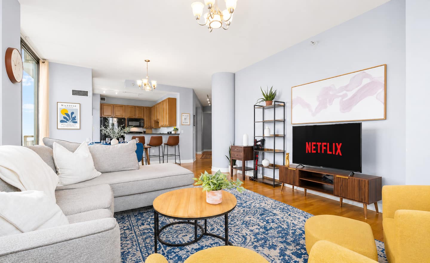 Lakeside Landing · Business Class Living
