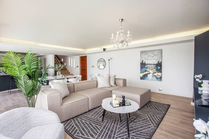 Contemporary Design 4Bedroom •Pool•AtlanticViews gallery image 4