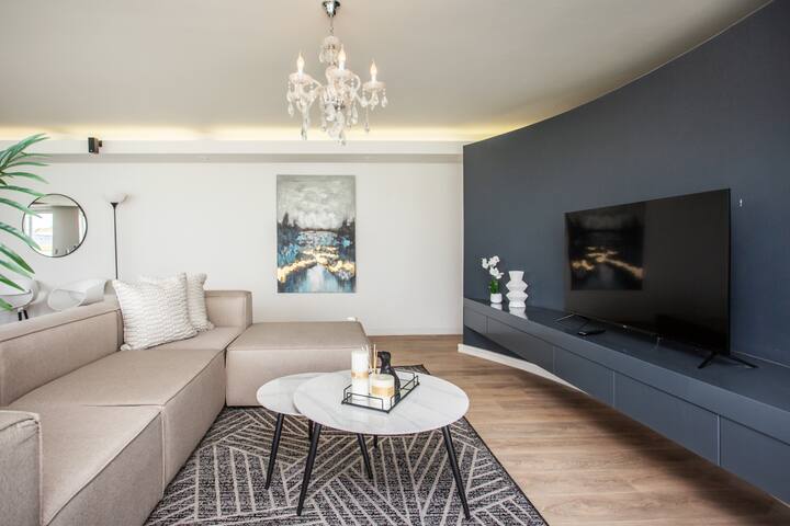 Contemporary Design 4Bedroom •Pool•AtlanticViews gallery image 2