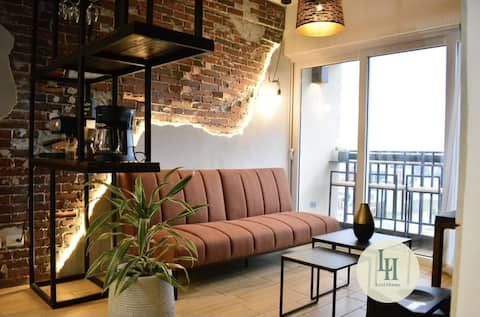 Rustic (Level Homes)