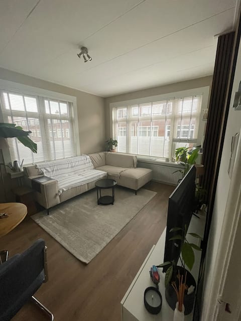 Top performing Airbnb: Cosy apartment Blijdorp in Noord