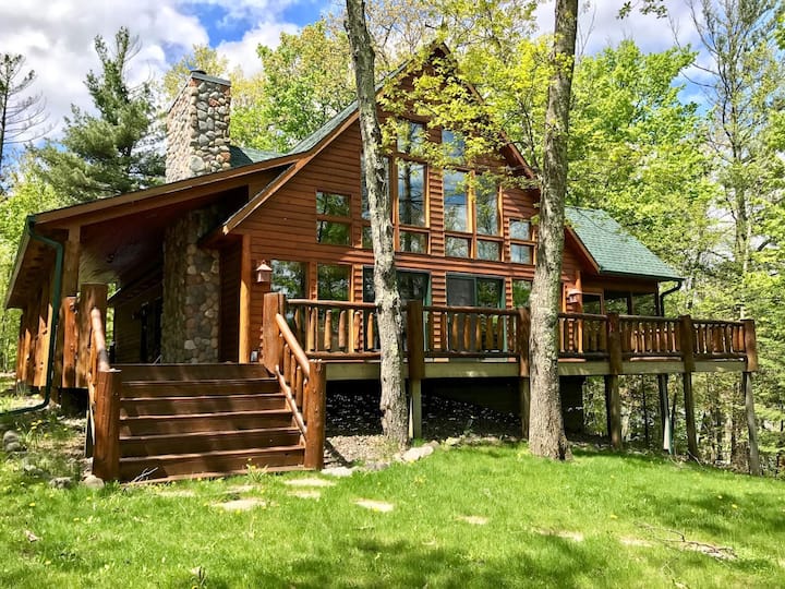 Log Cabin On Big Round - Hayward, WI