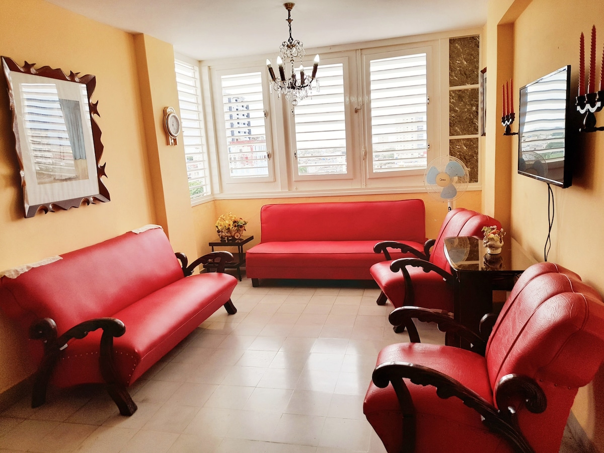 BYTOVÁ IZBA.
BYTOVÁ IZBA.