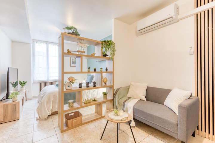 Studio Neuf & Cosy : Escapade à Deux, Gare à 700m - Tarbes
