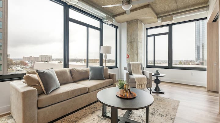 Landing | Amazing 2bd, Gym, Game Room - Alexandria, VA