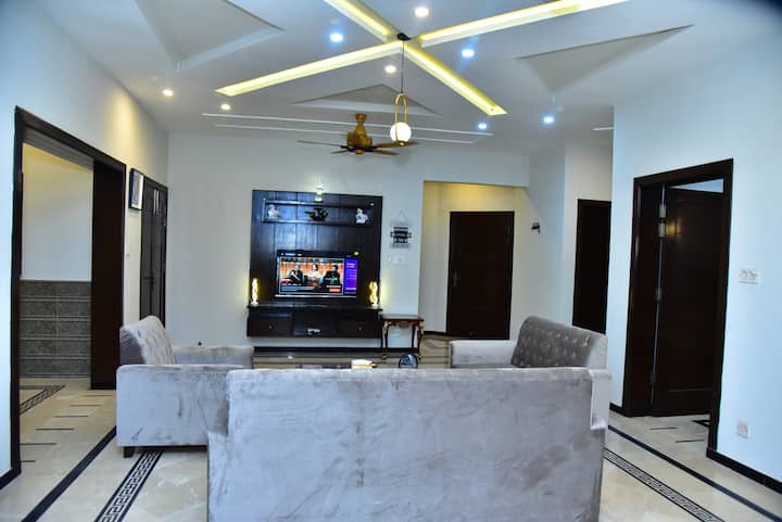 Luxury & Comfortable Guest House In Rabwah - Pakistan