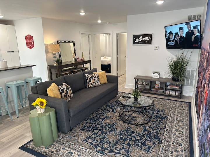 2br 1ba | 3 Min Fr Chuy's | Free Gated Parking - Dallas, TX
