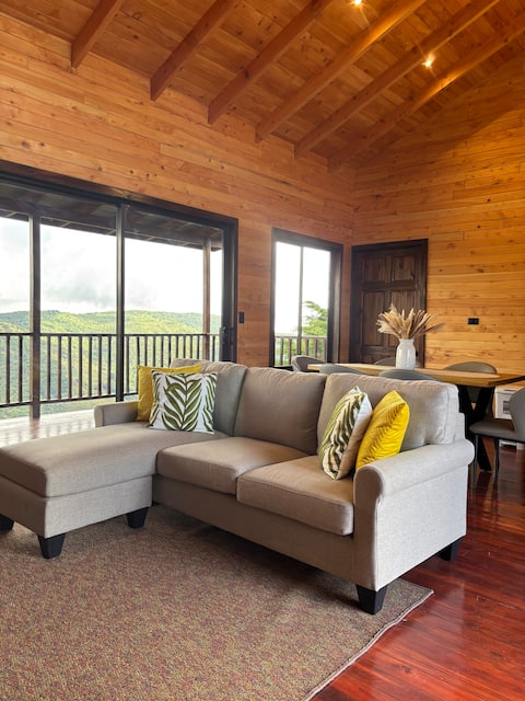 Cabin with Dream Views