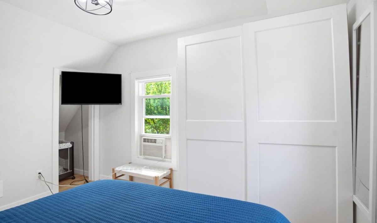 Cozy Cape Cod