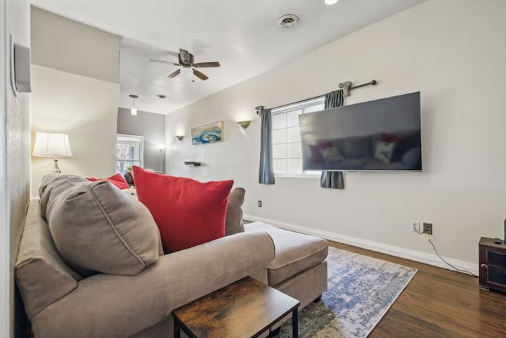 Oasis In The City/great Location! - River North Art District - Denver