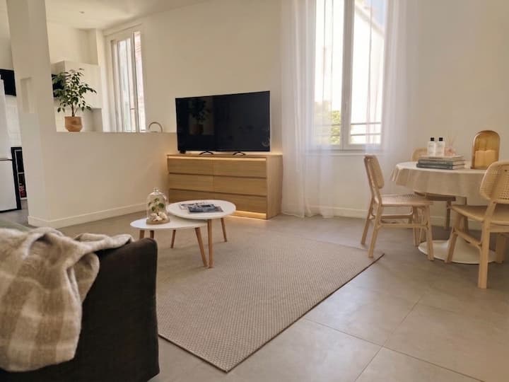 Deux Pièces Climatisé, Vue Mer Et Parking Privé - Villefranche-sur-Mer