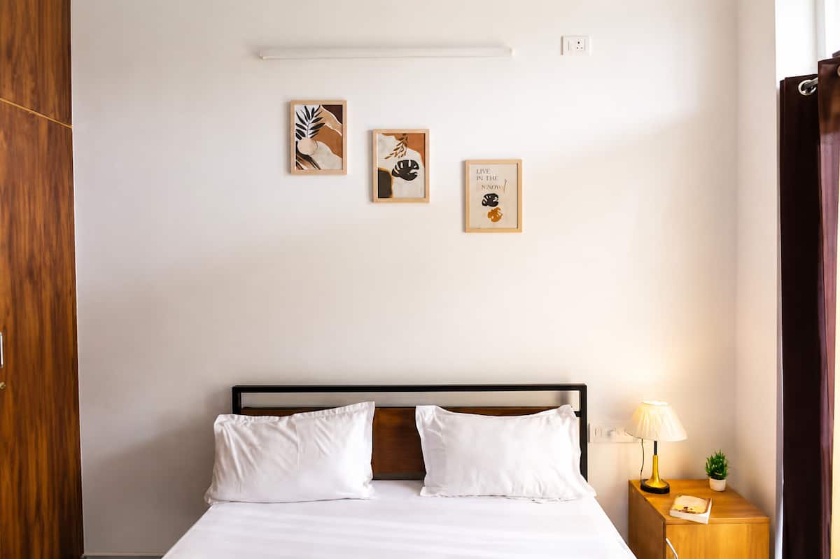 Bedroom 3 image 2