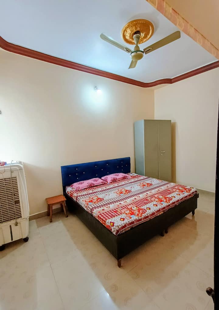 غرفة النوم 1