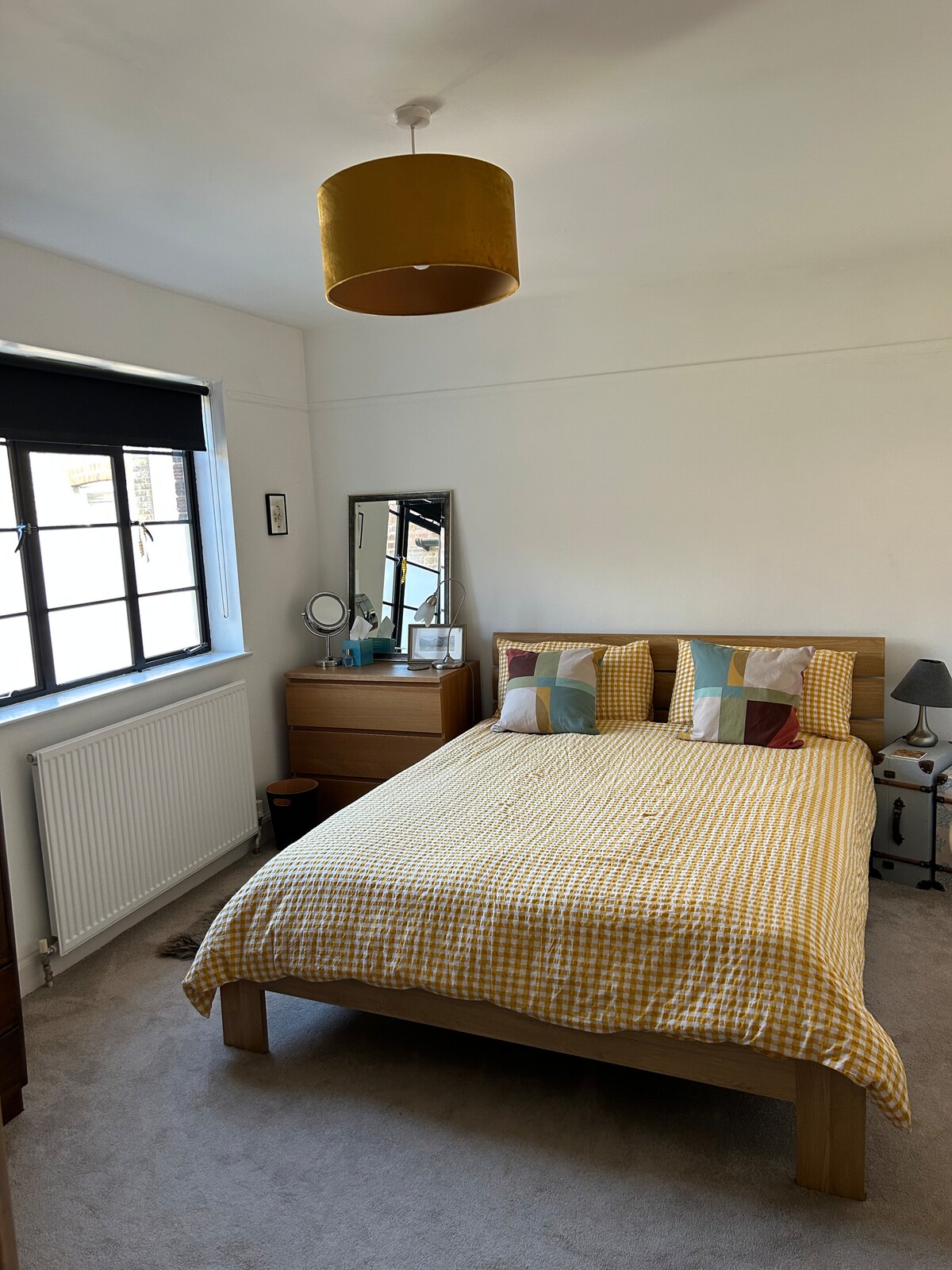 غرفة النوم 2