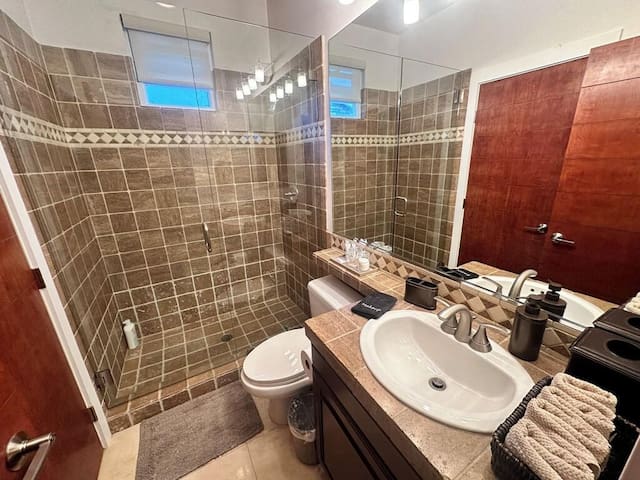 Tu Casa gallery image 3