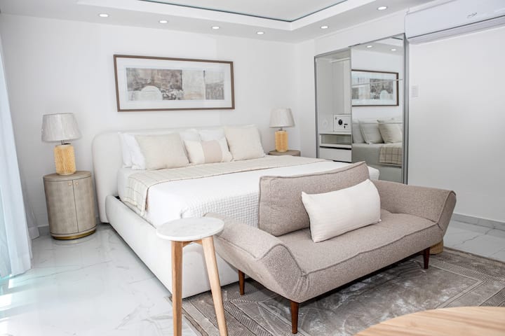 Living room image 1